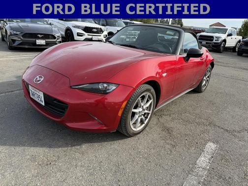 2016 Mazda MX-5 Miata Sport
