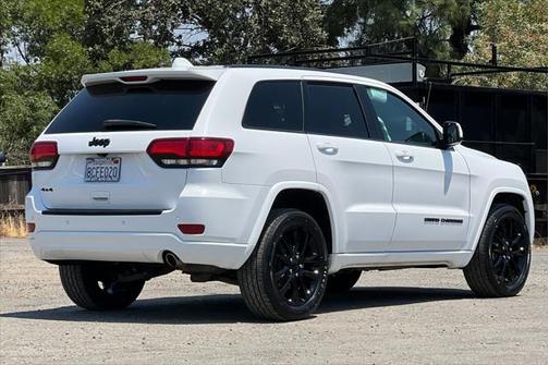 2018 Jeep Grand Cherokee Altitude