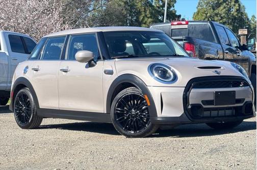 2024 MINI Hardtop Cooper S
