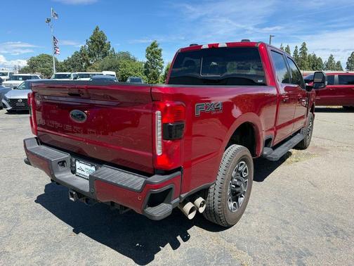 Ruby Red Metallic Tinted Clearcoat 2025 Ford F-350 Lariat