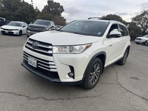 2019 Toyota Highlander Hybrid XLE