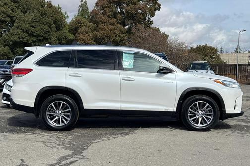 2019 Toyota Highlander Hybrid XLE