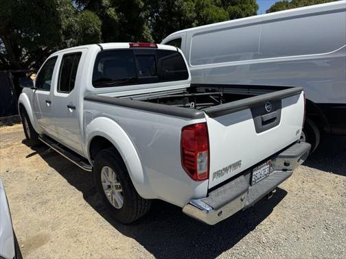 2015 Nissan Frontier SV