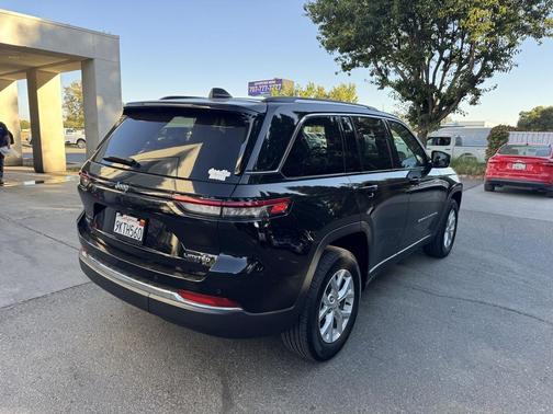 2023 Jeep Grand Cherokee Limited X