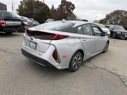 2017 Toyota Prius Prime Advanced