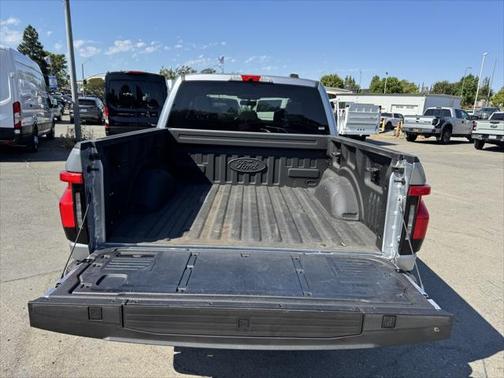 2023 Ford F-150 Lightning XLT