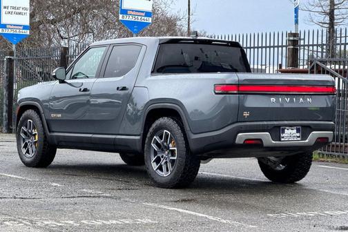 2022 Rivian R1T Launch Edition
