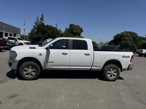2019 RAM 2500 Big Horn Crew Cab 4x4 6'4' Box