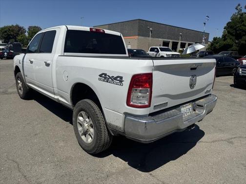 2019 RAM 2500 Big Horn Crew Cab 4x4 6'4' Box