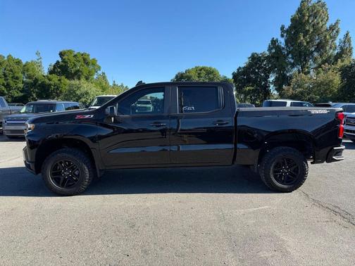Black 2021 Chevrolet Silverado 1500 LT Trail Boss