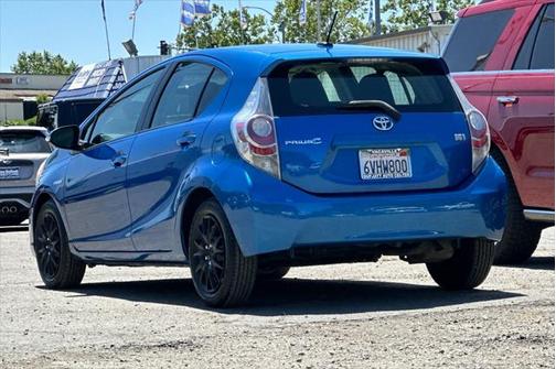 2012 Toyota Prius c Three