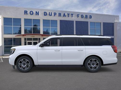 Star White Metallic Tri-Coat 2026 Ford Expedition Max Active 4x4