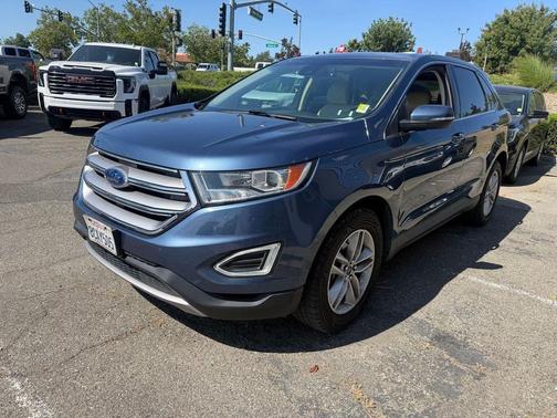Blue Metallic 2018 Ford Edge SEL