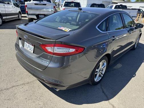 2016 Ford Fusion Hybrid Titanium