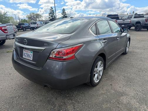 2015 Nissan Altima 2.5 SV
