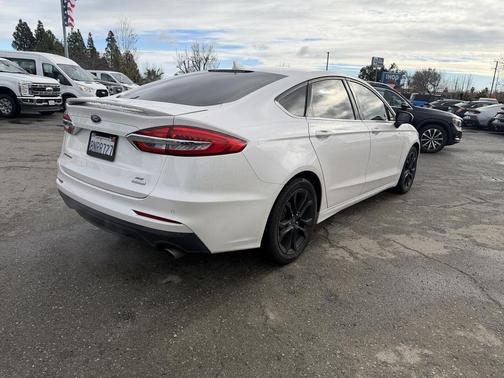 2019 Ford Fusion SE