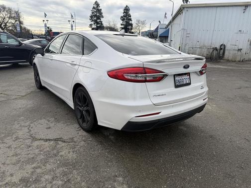 2019 Ford Fusion SE