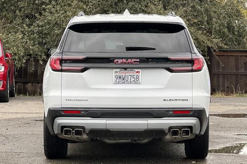 2024 GMC Acadia FWD Elevation