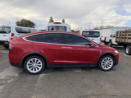 2018 Tesla Model X 75D