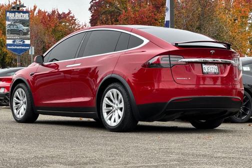 2018 Tesla Model X 75D