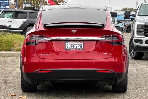 2018 Tesla Model X 75D