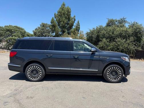 Flight Blue 2021 Lincoln Navigator Black Label