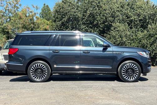 Flight Blue 2021 Lincoln Navigator Black Label