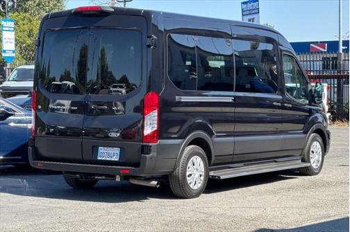 2022 Ford Transit-350 XLT