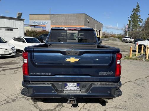 2022 Chevrolet Silverado 3500 High Country