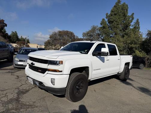 2018 Chevrolet Silverado 1500 2LT