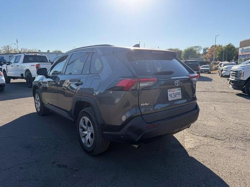 Magnetic Gray Metallic 2021 Toyota RAV4 LE