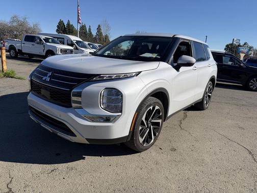 2024 Mitsubishi Outlander SE 2.5 2WD