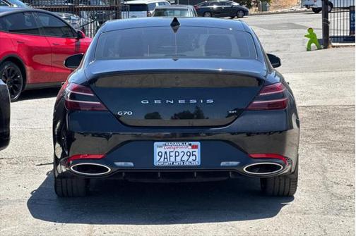 2022 Genesis G70 3.3T RWD