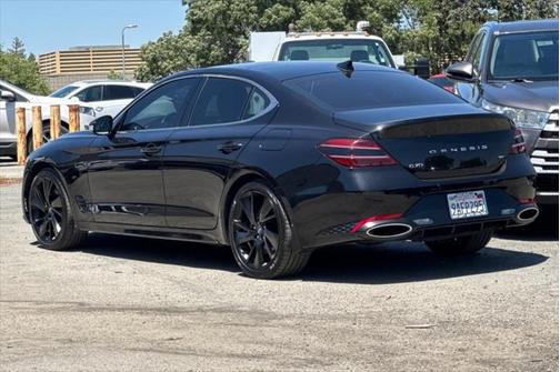 2022 Genesis G70 3.3T RWD