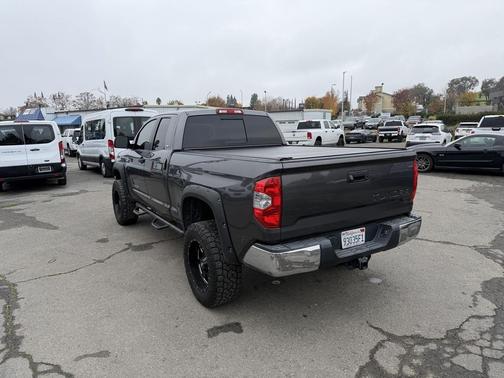 2015 Toyota Tundra SR5