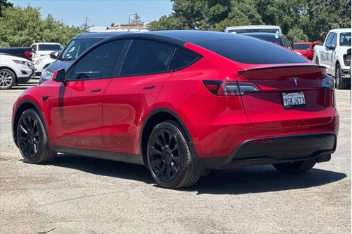 2023 Tesla Model Y Long Range Dual Motor All-Wheel Drive