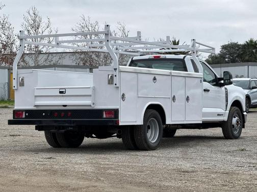 2025 Ford F-350 XL