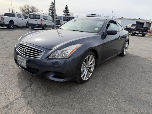 2010 INFINITI G37 Journey