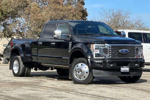 2022 Ford F-450 Platinum
