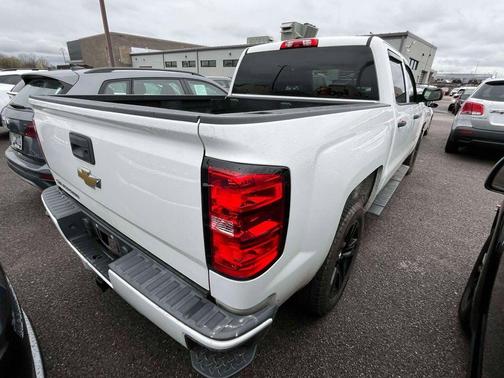 2018 Chevrolet Silverado 1500 Custom