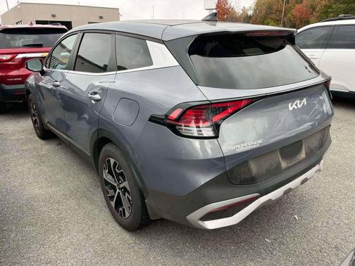 2024 Kia Sportage EX