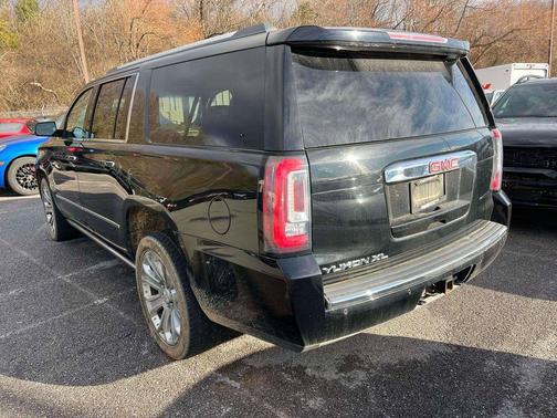 2017 GMC Yukon XL Denali