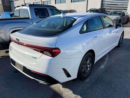 2021 Kia K5 LXS