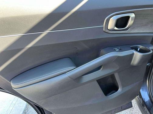 2025 Kia Sorento X-Line EX