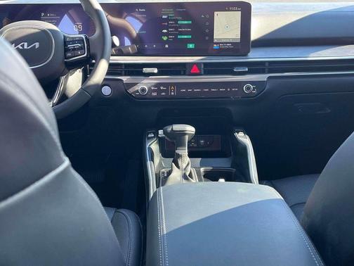 2025 Kia Sorento X-Line EX