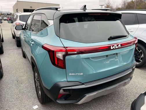 2024 Kia Seltos S