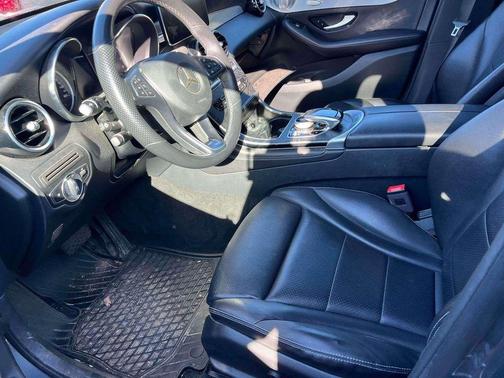 2019 Mercedes-Benz GLC 300 Base 4MATIC