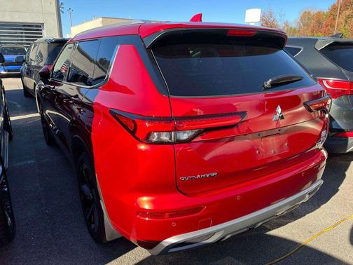 2024 Mitsubishi Outlander PHEV SEL