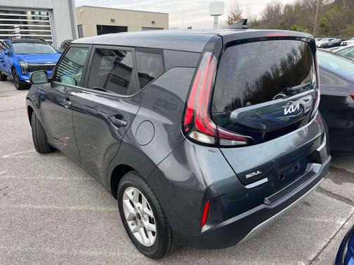 2024 Kia Soul LX