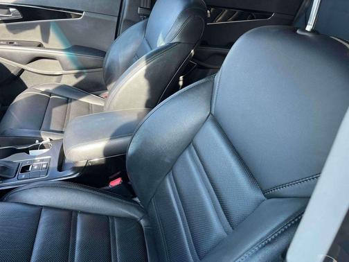 2020 Kia Sorento SX